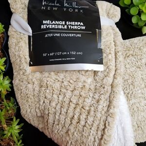 Shepra Reversible Throw  Blanket Tan White Nicole Miller Super Soft